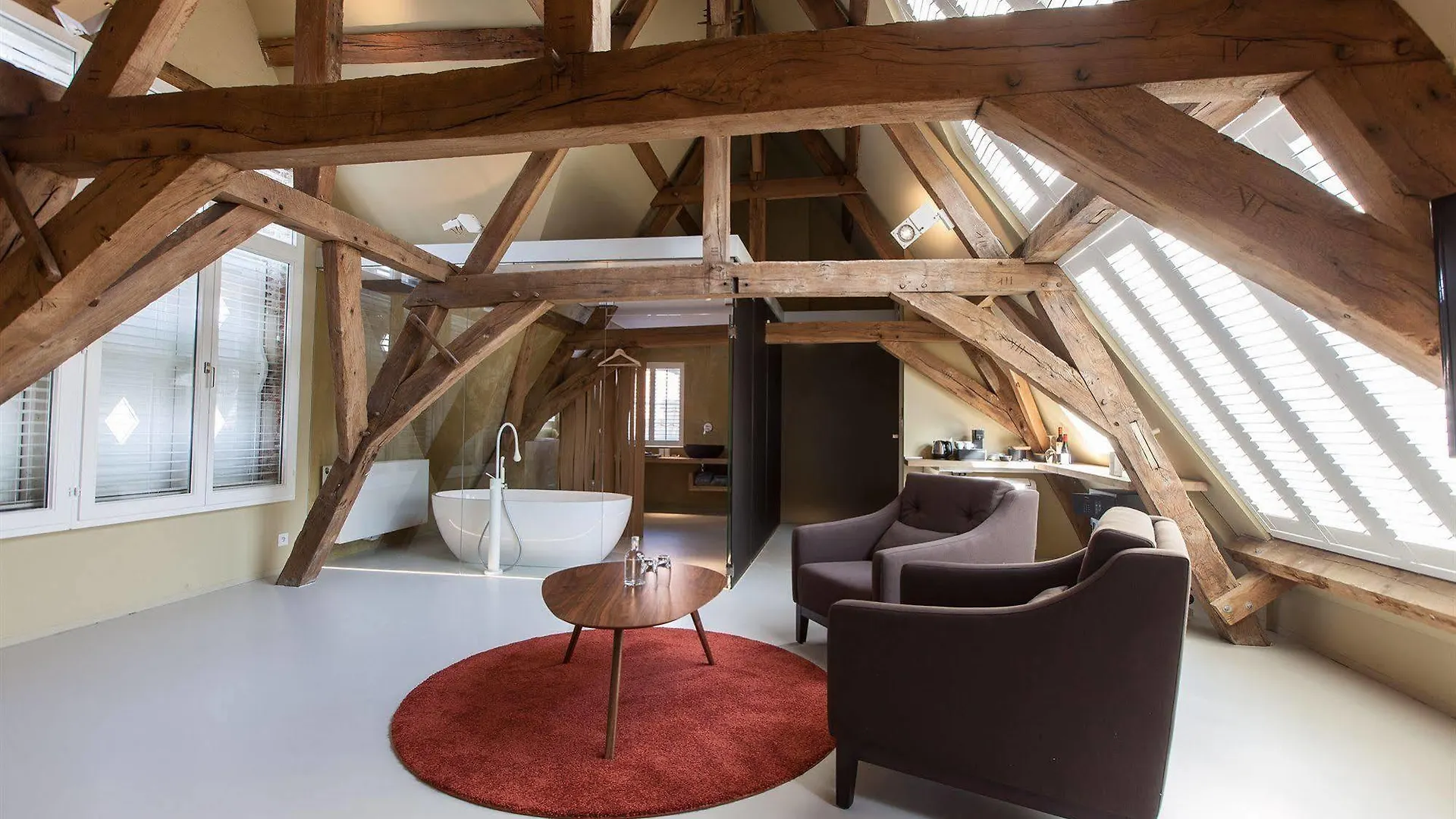 B&B La Suite Bruggy 4*,